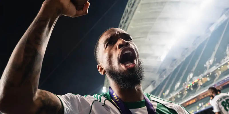 Ivan Toney tạm từ bỏ Saudi League, tìm đường quay lại Premier League 3 Toney không thể bị bán đứt trong mùa giải hiện tại