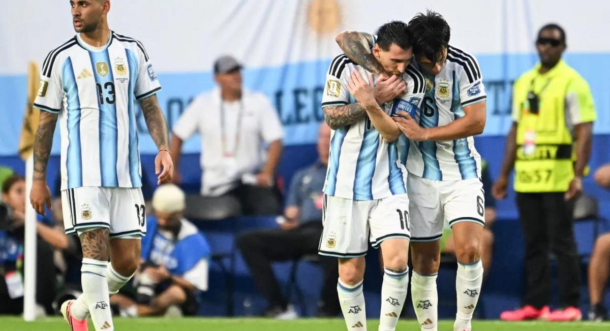 Đội tuyển Argentina mới trải qua 120 phút căng thẳng